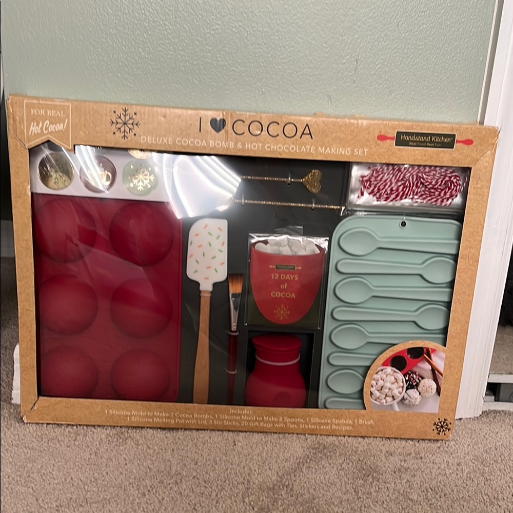 Handstand Kitchen  deluxe cocoa bomb&hot chocolate making set